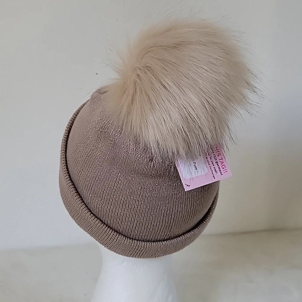 NWT Giddy up glamour taupe knit beanie with gold shimmery sparkle and pom